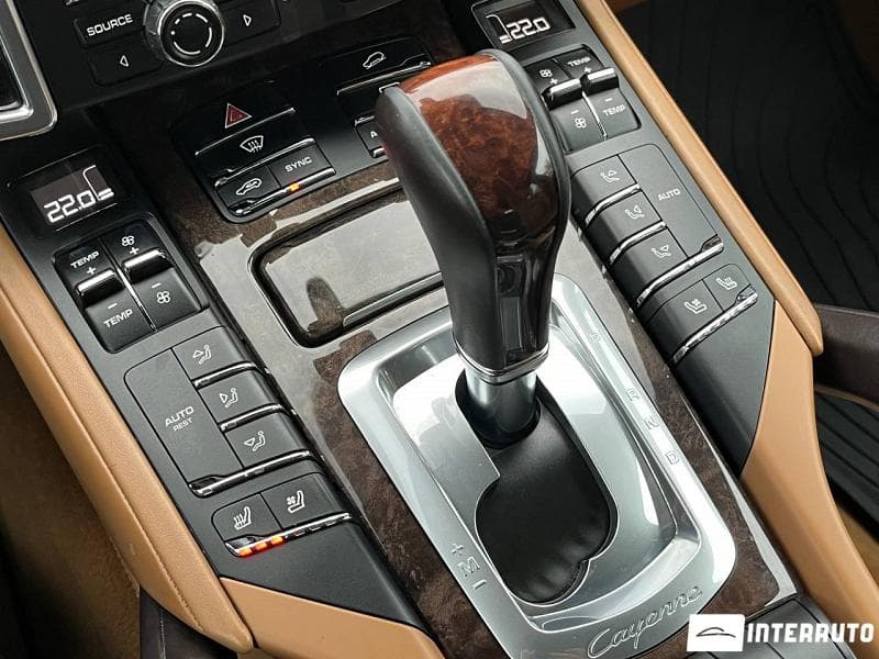 Porsche Cayenne 2015 — Миниатюра 16