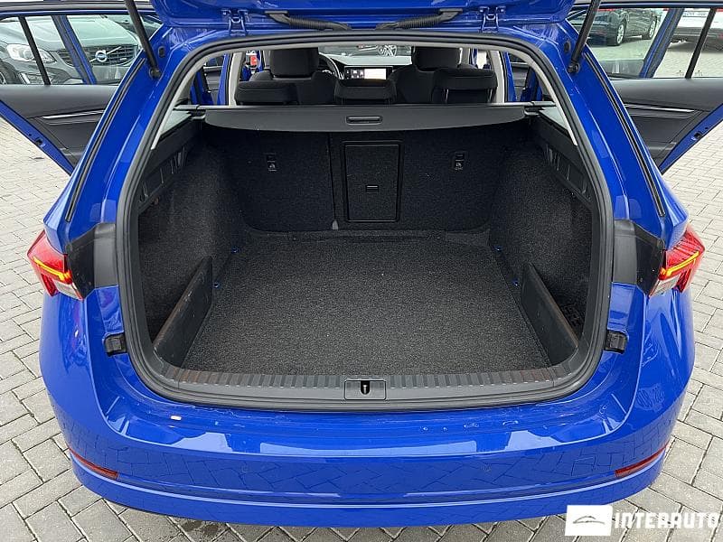 2021 Skoda Octavia — Miniatură 20
