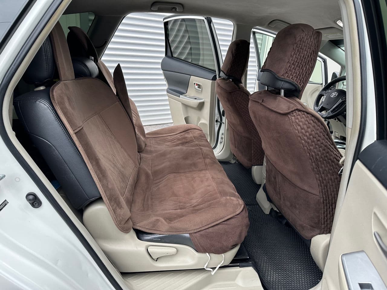 Toyota Prius Plus / V 2012 — Миниатюра 16