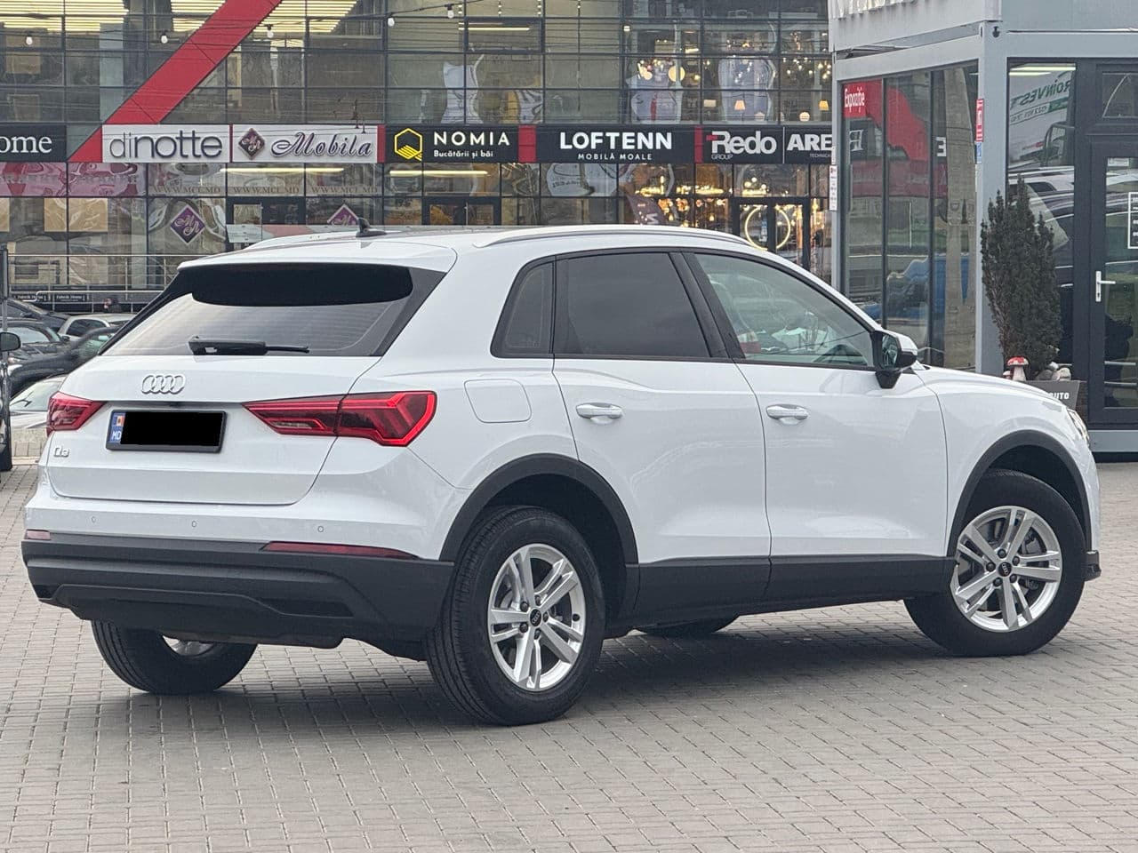 2022 Audi Q3 — Miniatură 3