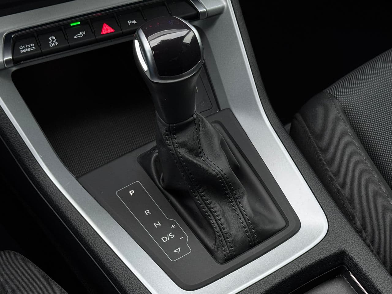 2022 Audi Q3 — Miniatură 13