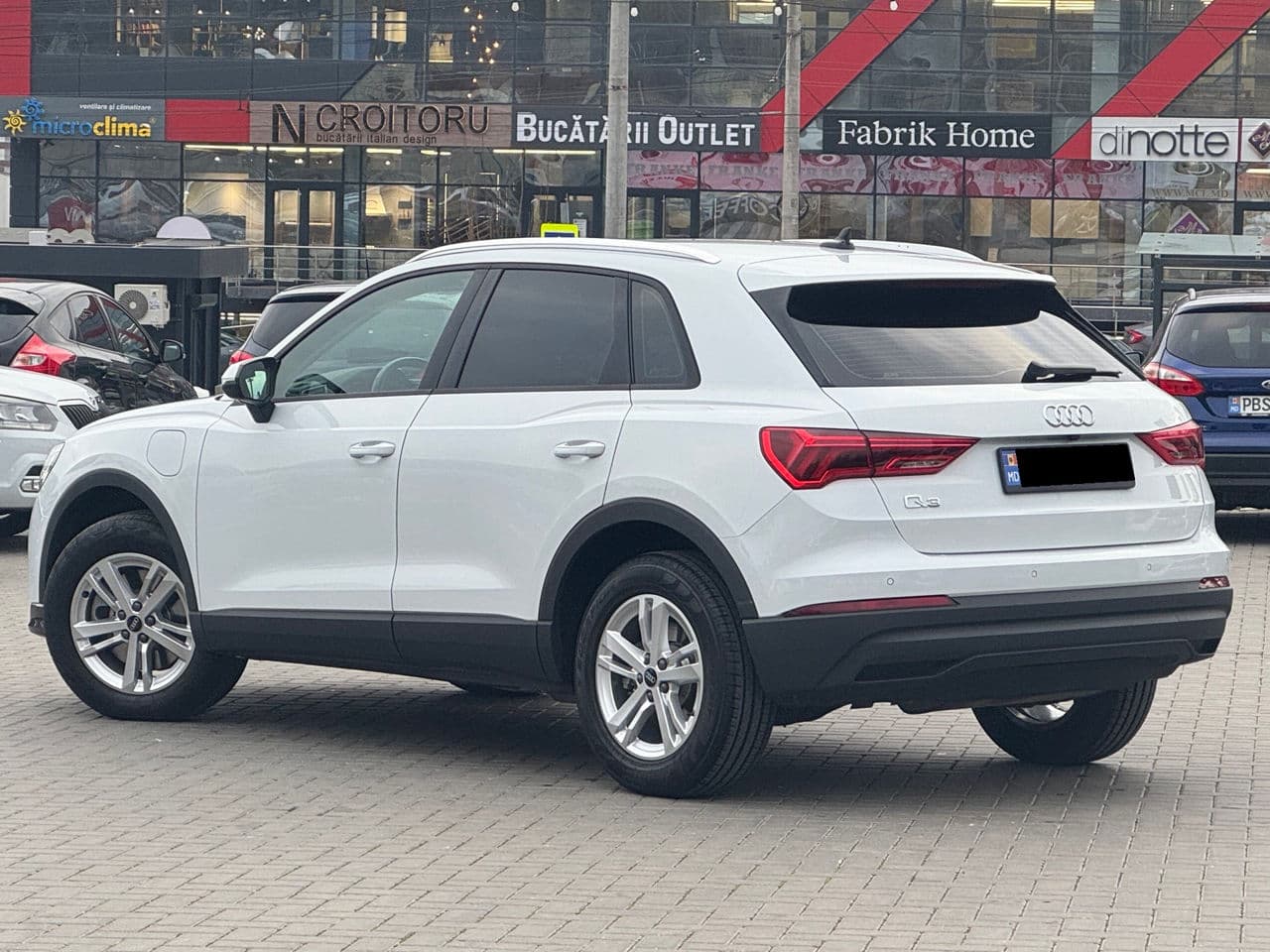 2022 Audi Q3 — Miniatură 4