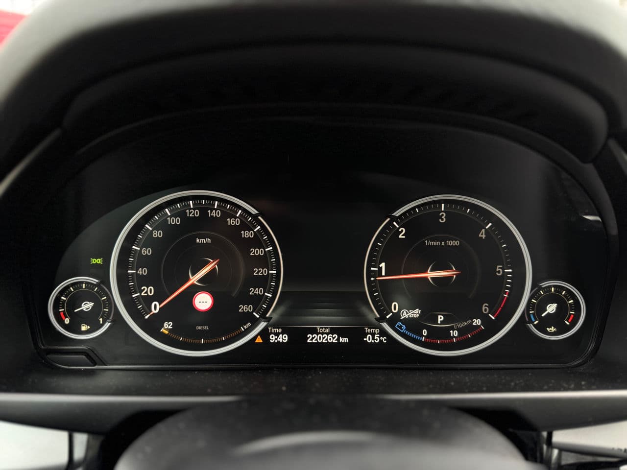 BMW X5 2.5D 2017 — Миниатюра 13