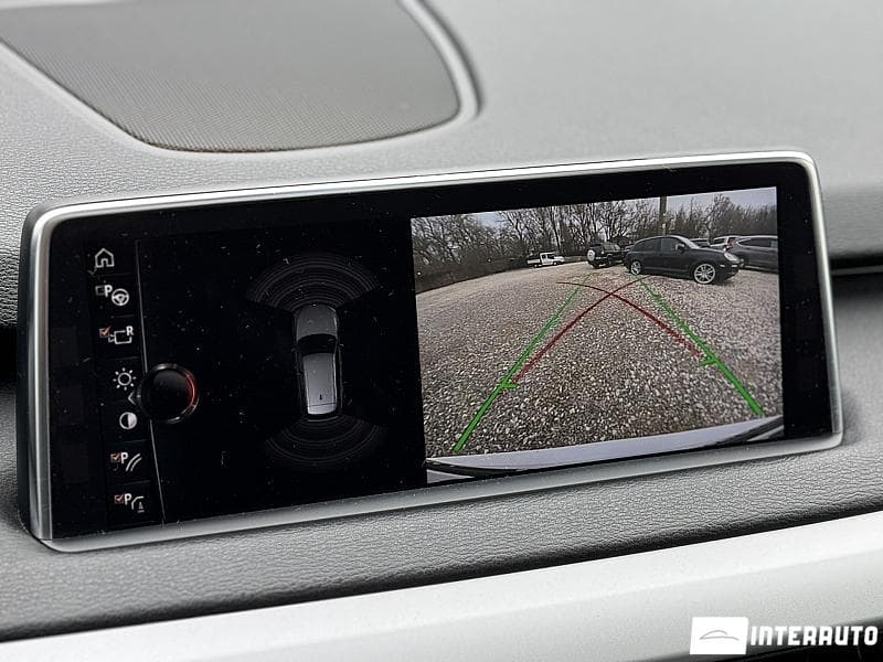 BMW X5 2.5D 2017 — Миниатюра 14