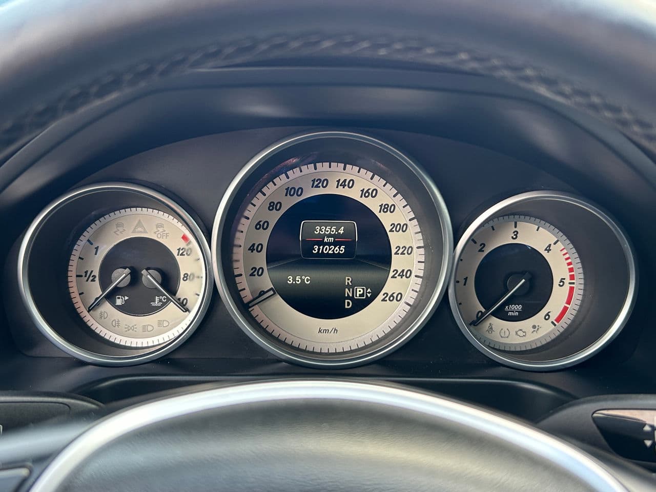 2016 Mercedes E 200 — Miniatură 13