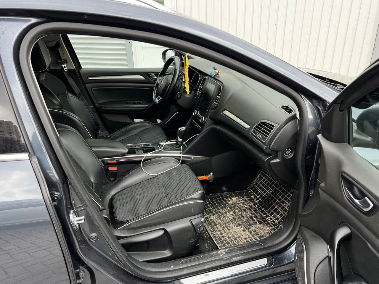 2018 Renault Megane — Miniatură 5