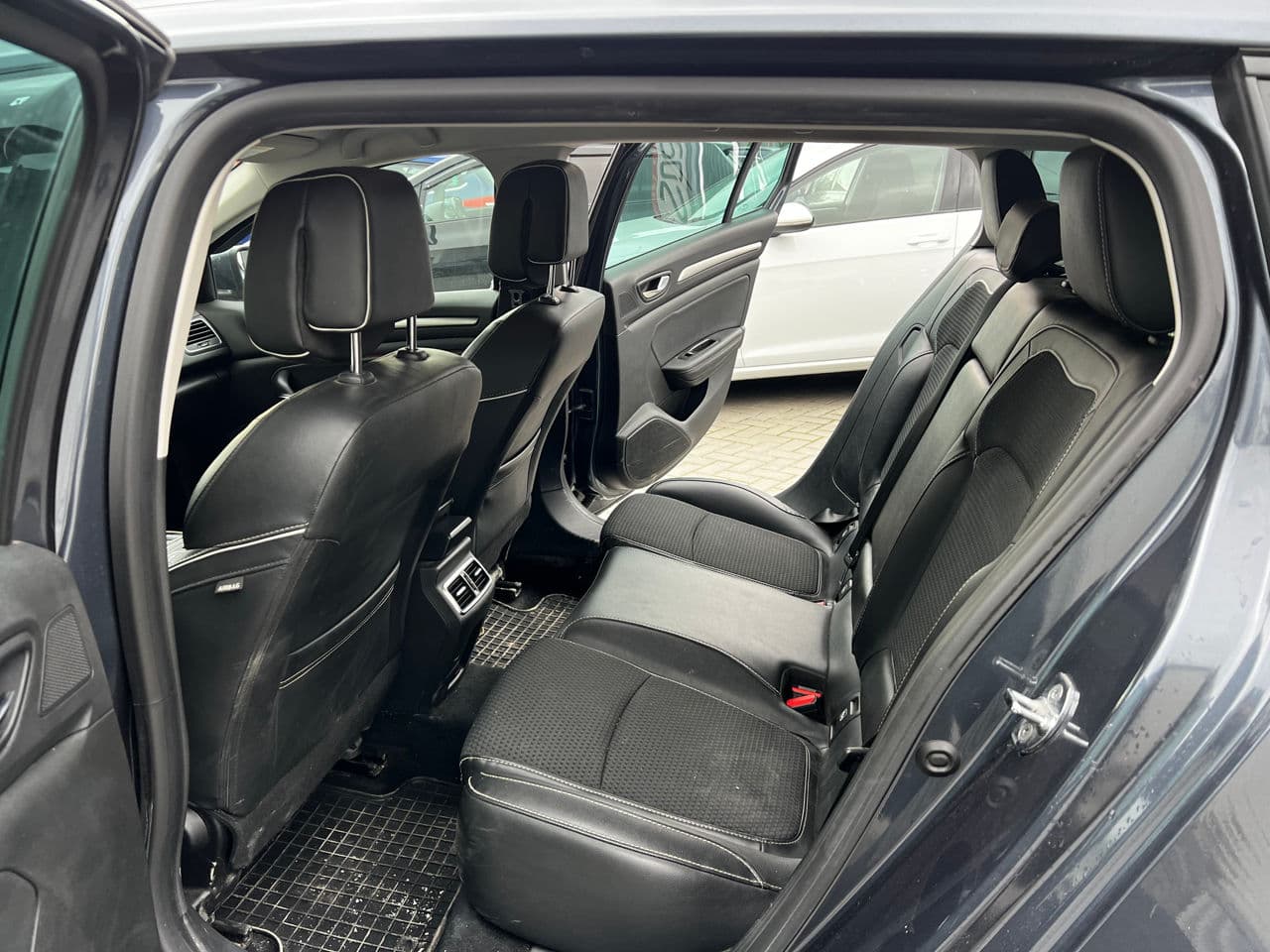 2018 Renault Megane — Miniatură 14