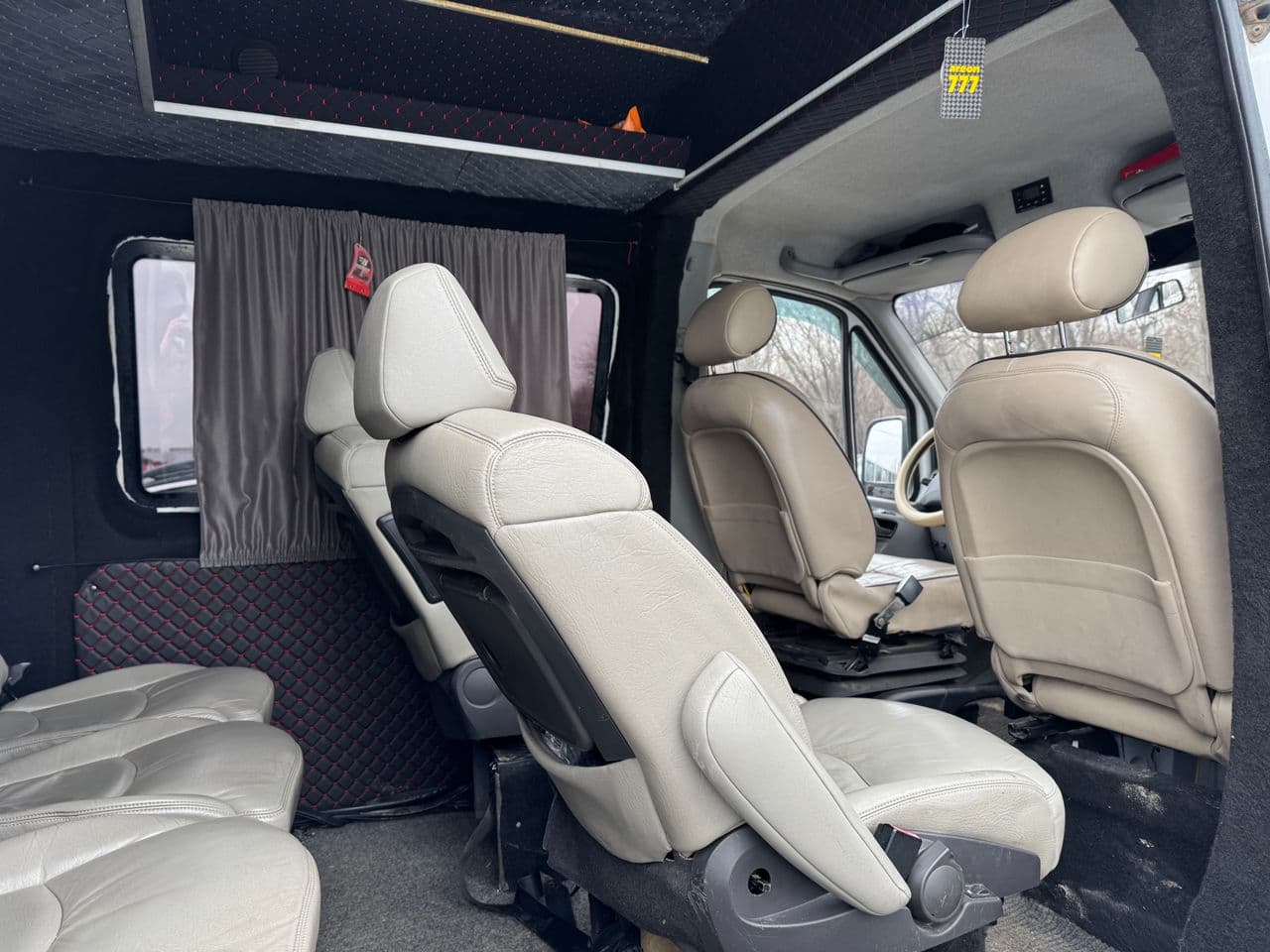 2013 Mercedes Sprinter — Miniatură 13