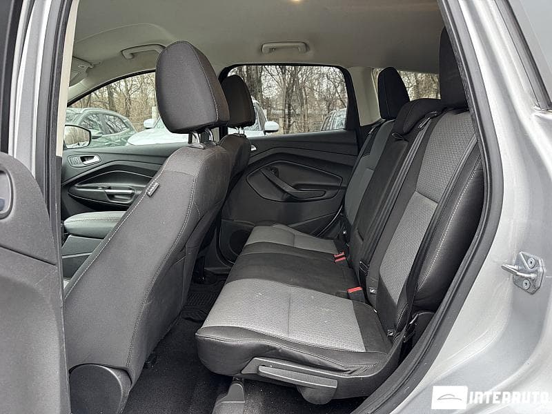 2017 Ford Escape — Miniatură 18