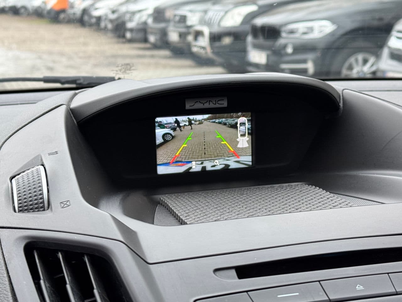 2017 Ford Escape — Miniatură 13