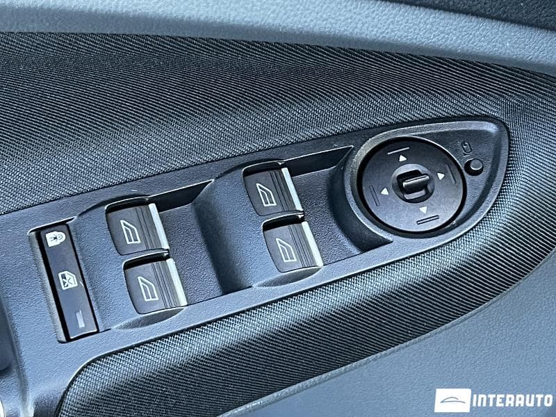 2015 Ford Grand C-MAX — Miniatură 16