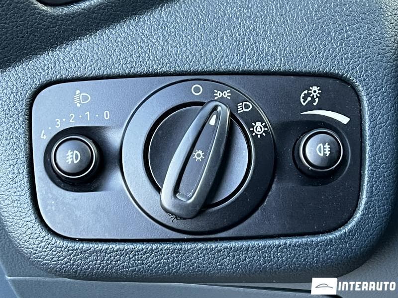 2015 Ford Grand C-MAX — Miniatură 15