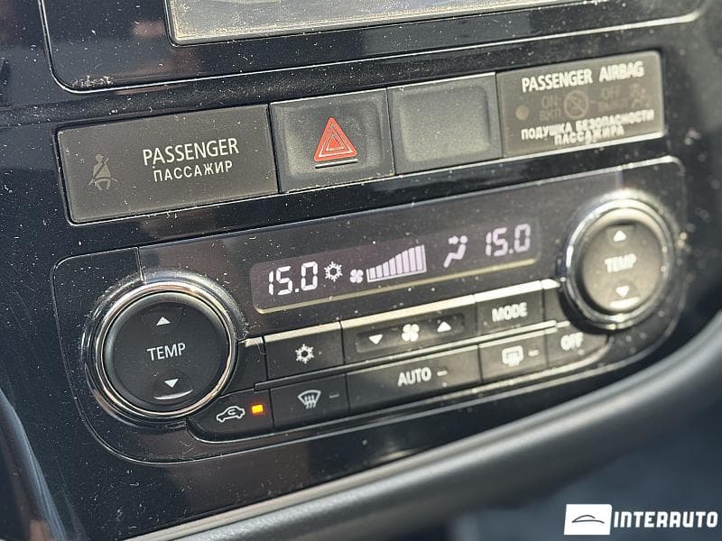 Mitsubishi Outlander 2013 — Миниатюра 14