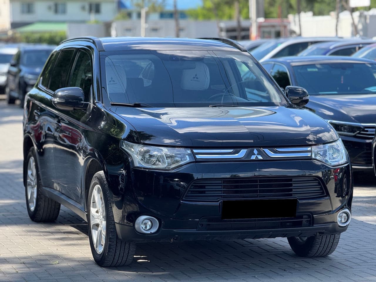 Mitsubishi Outlander 2013 — Миниатюра 3