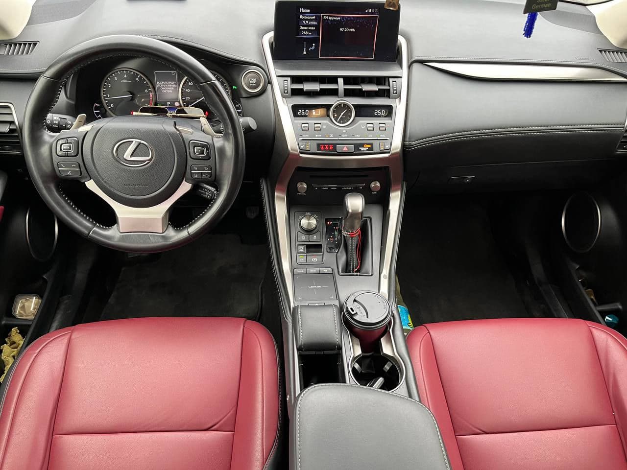 2021 Lexus NX 200T — Miniatură 8