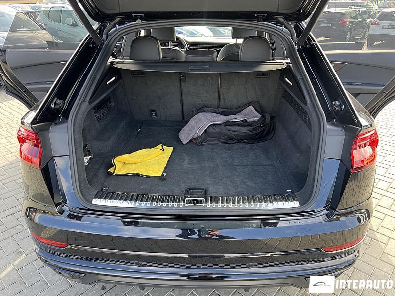 2020 Audi Q8 — Miniatură 27