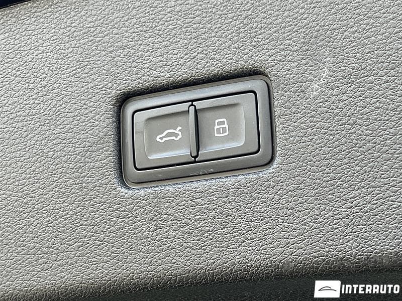 2020 Audi Q8 — Miniatură 26