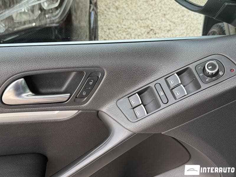 2011 Volkswagen Tiguan — Miniatură 6