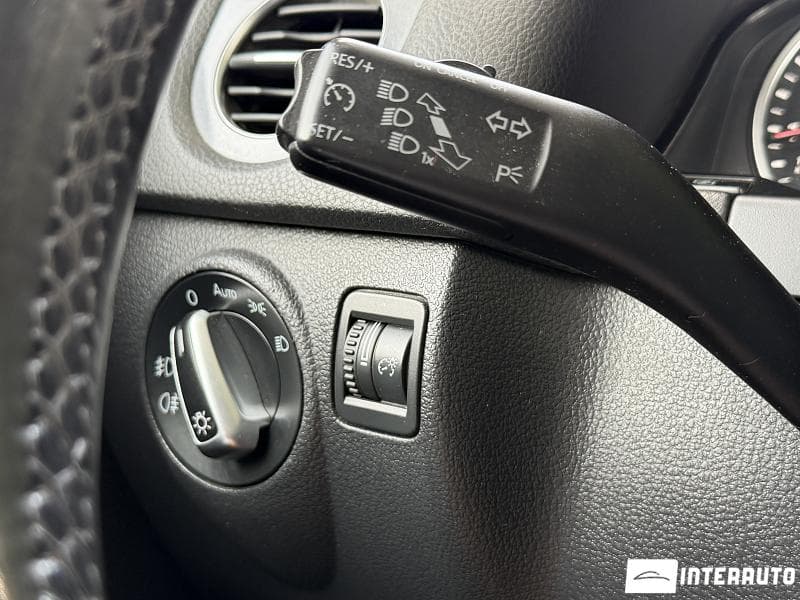 2011 Volkswagen Tiguan — Miniatură 10