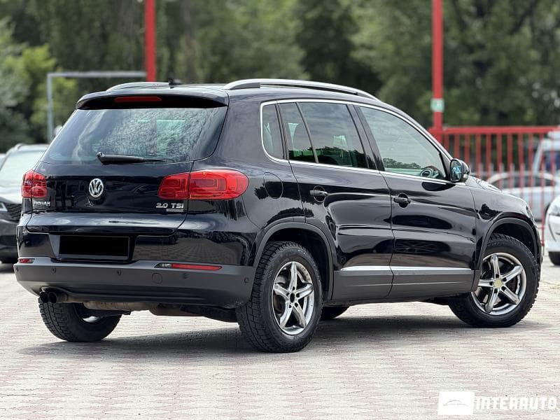 2011 Volkswagen Tiguan — Miniatură 2
