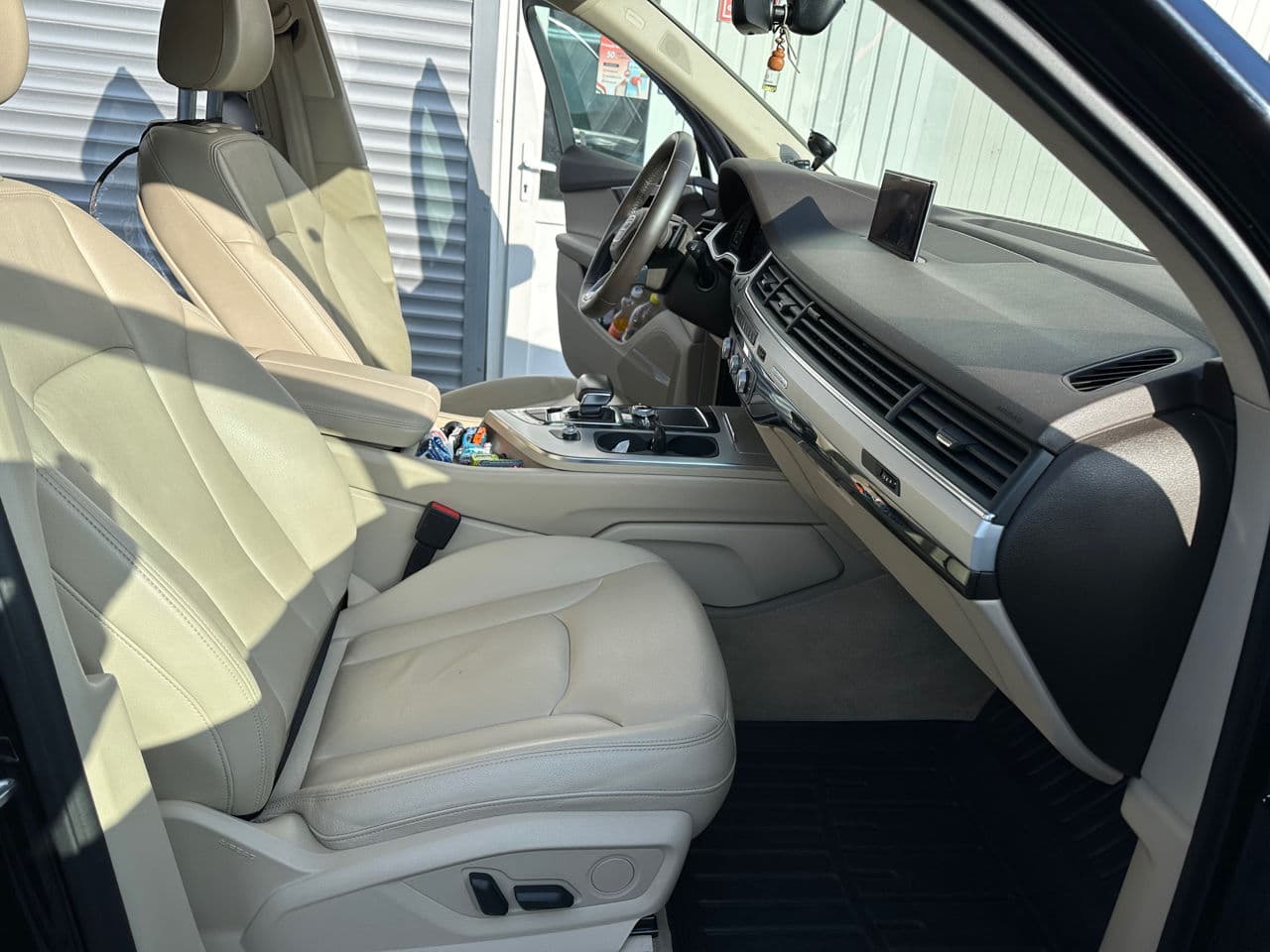 2019 Audi Q7 — Miniatură 10