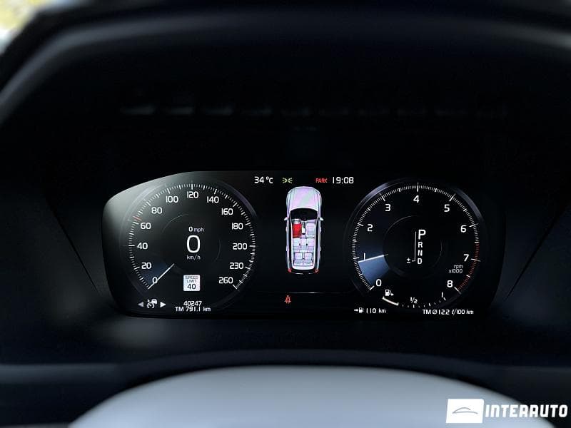 Volvo XC 90 2022 — Миниатюра 12