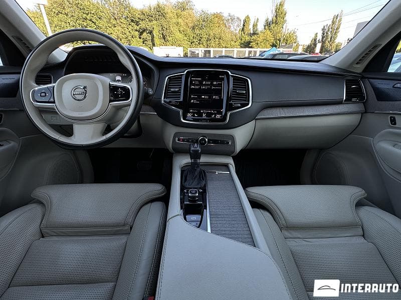 Volvo XC 90 2022 — Миниатюра 10