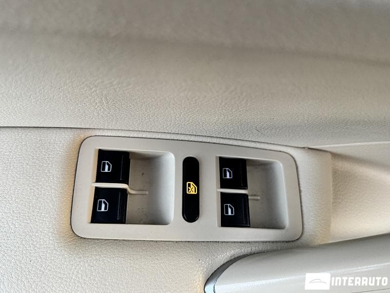 2017 Volkswagen Passat — Miniatură 22