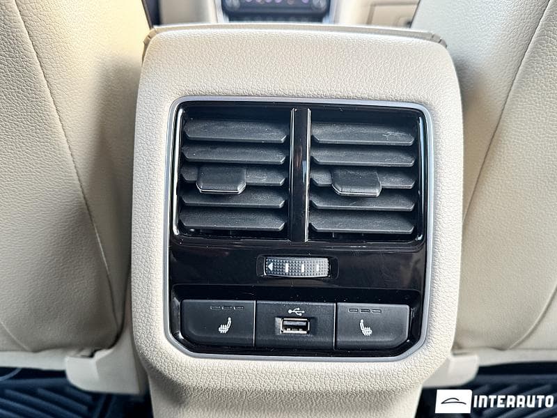 2017 Volkswagen Passat — Miniatură 25