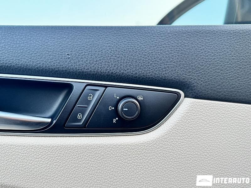 2017 Volkswagen Passat — Miniatură 21