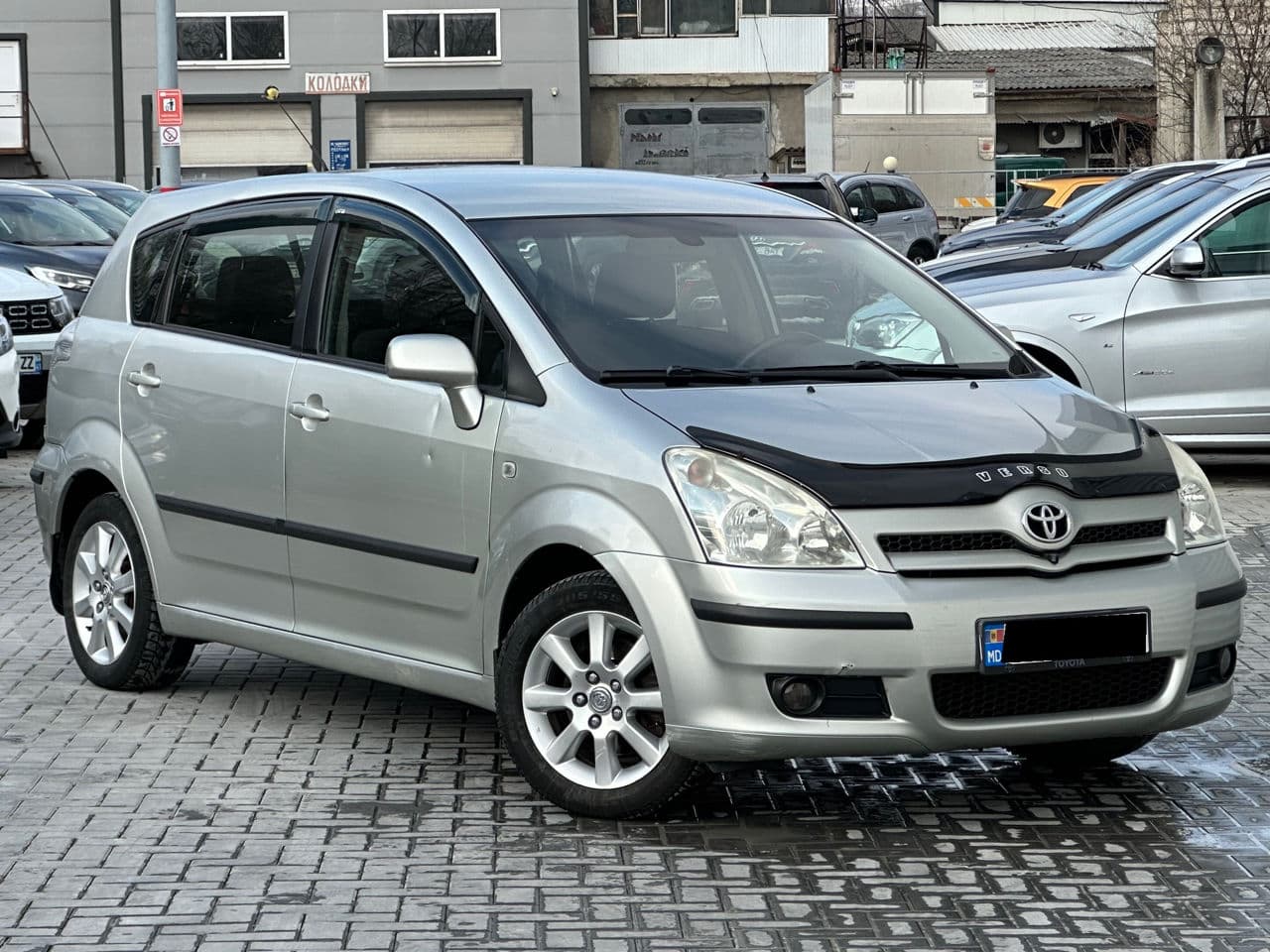 2005 Toyota Corolla Verso — Miniatură 2