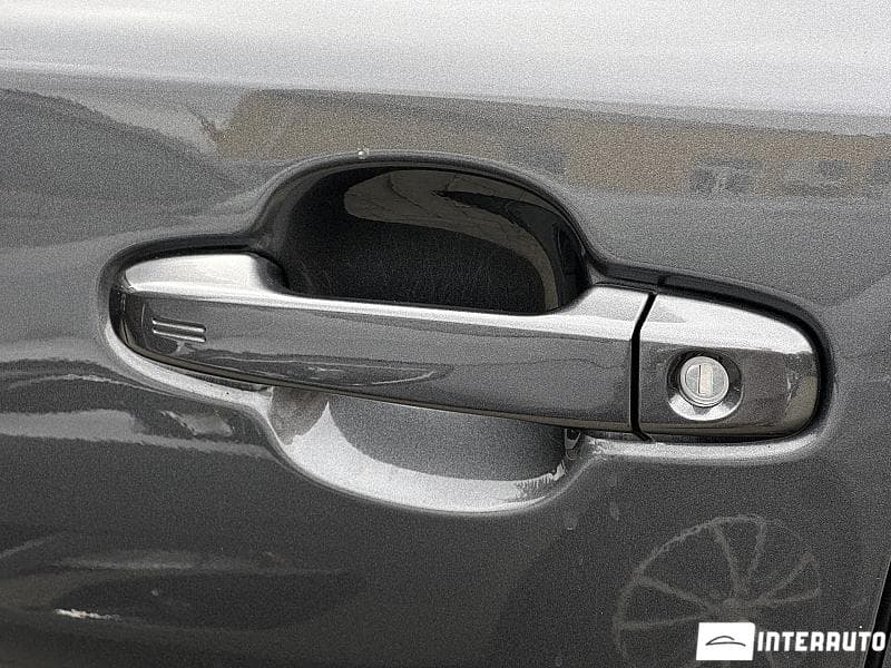 2018 Toyota C-HR — Miniatură 18