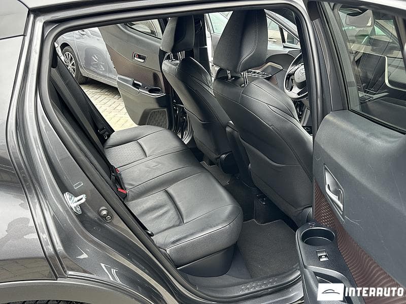 2018 Toyota C-HR — Miniatură 14