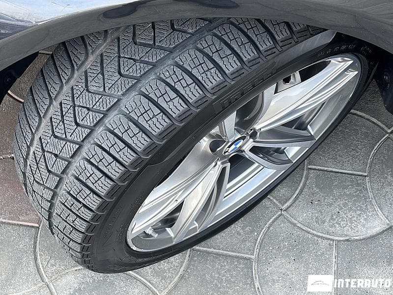 2019 BMW 740 — Miniatură 24