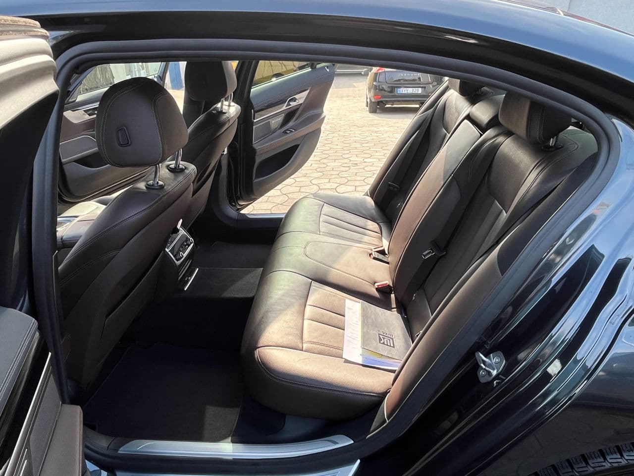 2019 BMW 740 — Miniatură 19