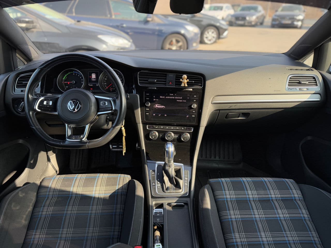 2018 Volkswagen Golf GTE — Miniatură 9