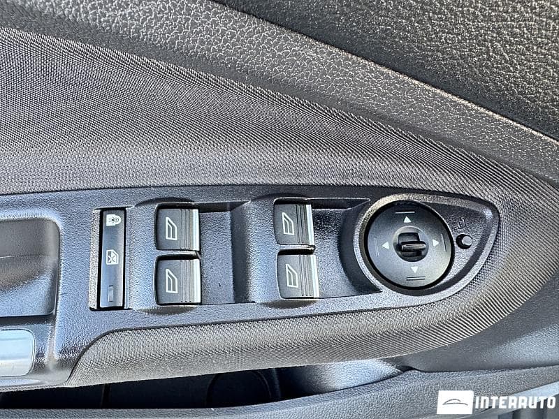 Ford Grand C-MAX 2017 — Миниатюра 20