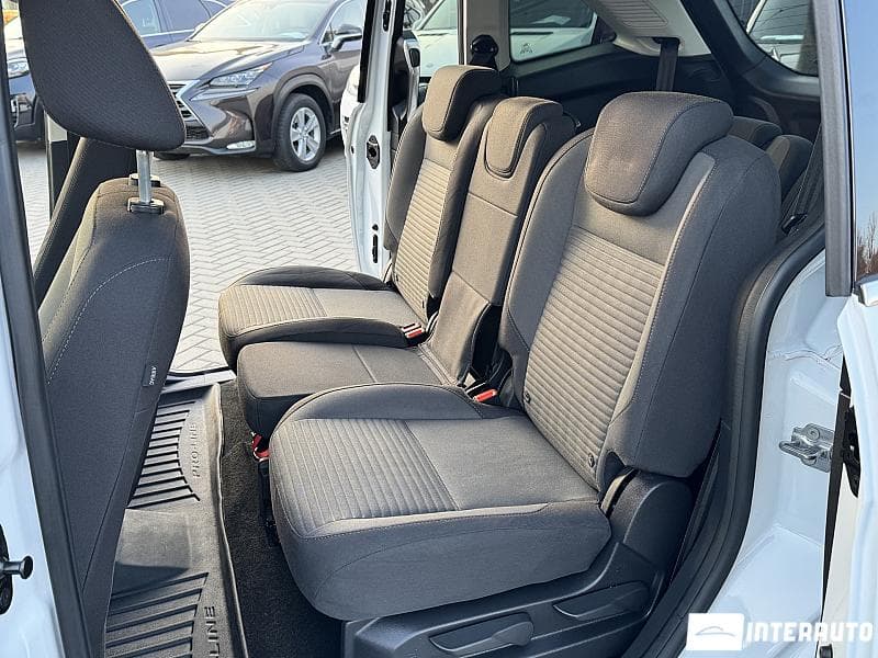Ford Grand C-MAX 2017 — Миниатюра 13