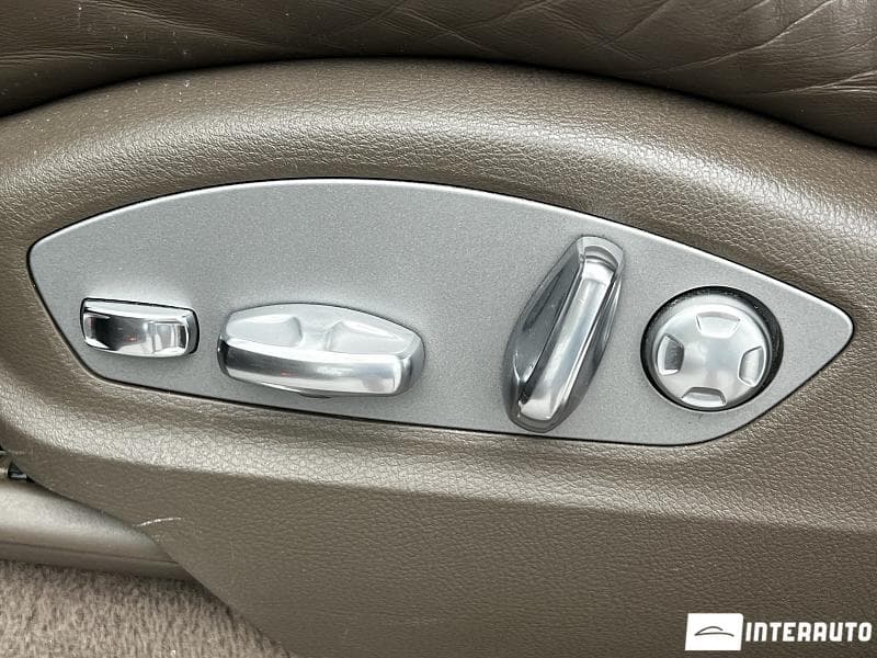 2010 Porsche Cayenne — Miniatură 19