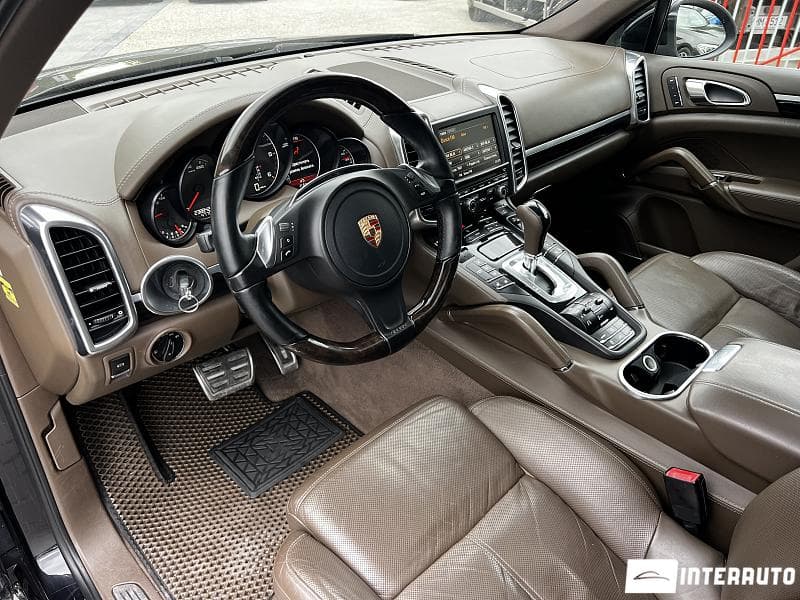 2010 Porsche Cayenne — Miniatură 5