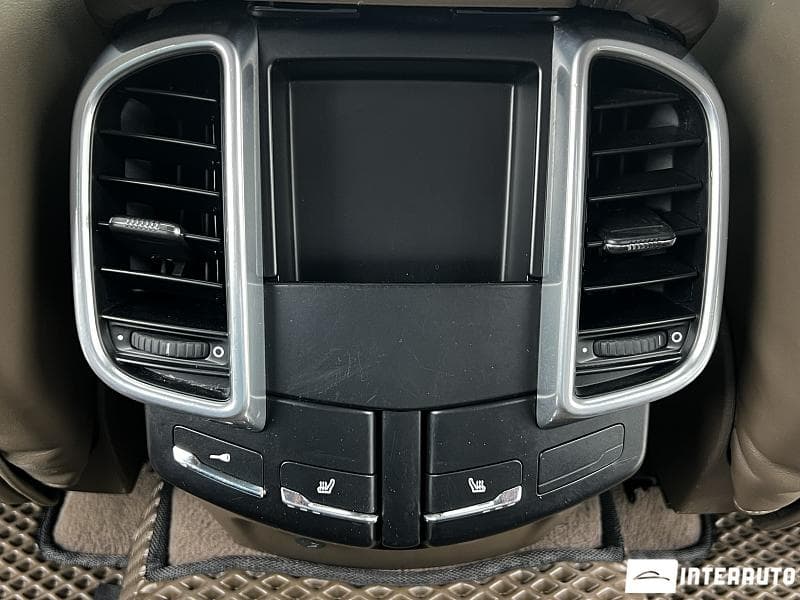2010 Porsche Cayenne — Miniatură 17