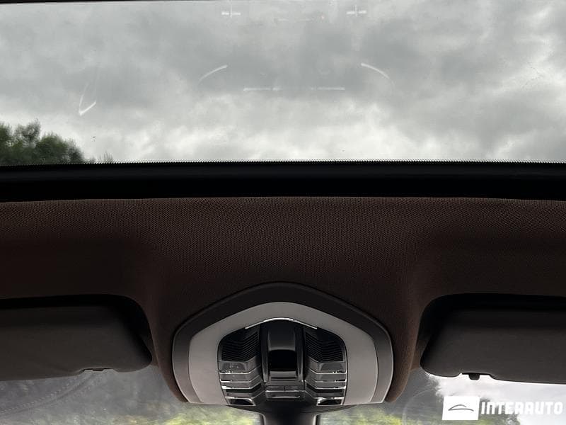 2010 Porsche Cayenne — Miniatură 9