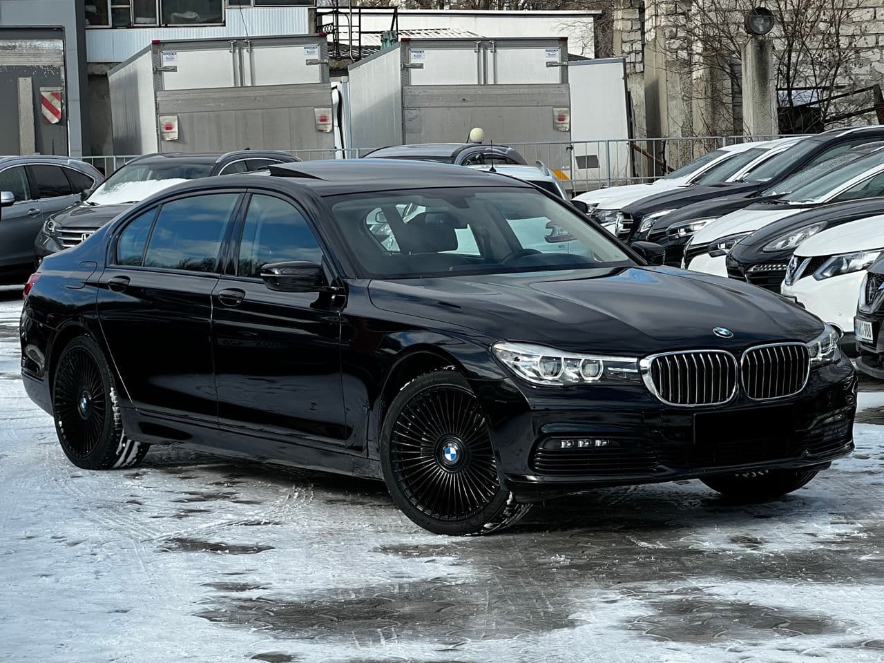 2016 BMW 740e — Miniatură 4