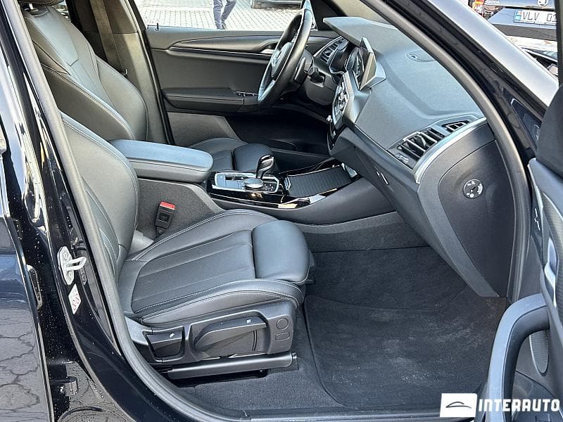BMW X3 2.0D 2022 — Миниатюра 8