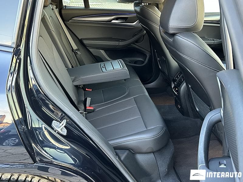BMW X3 2.0D 2022 — Миниатюра 9