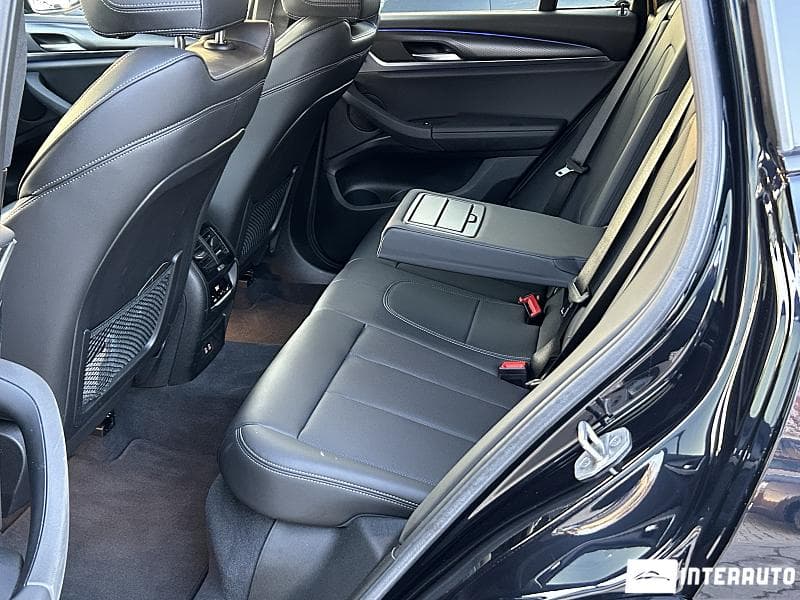 BMW X3 2.0D 2022 — Миниатюра 7