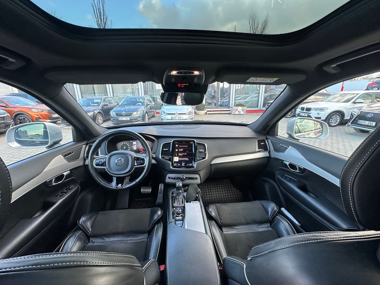 2017 Volvo XC 90 — Miniatură 9