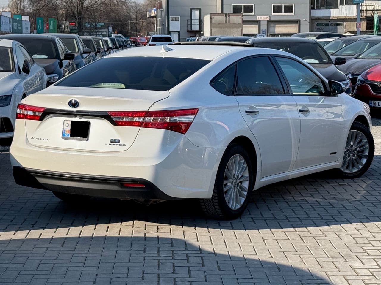 2015 Toyota Avalon — Miniatură 2
