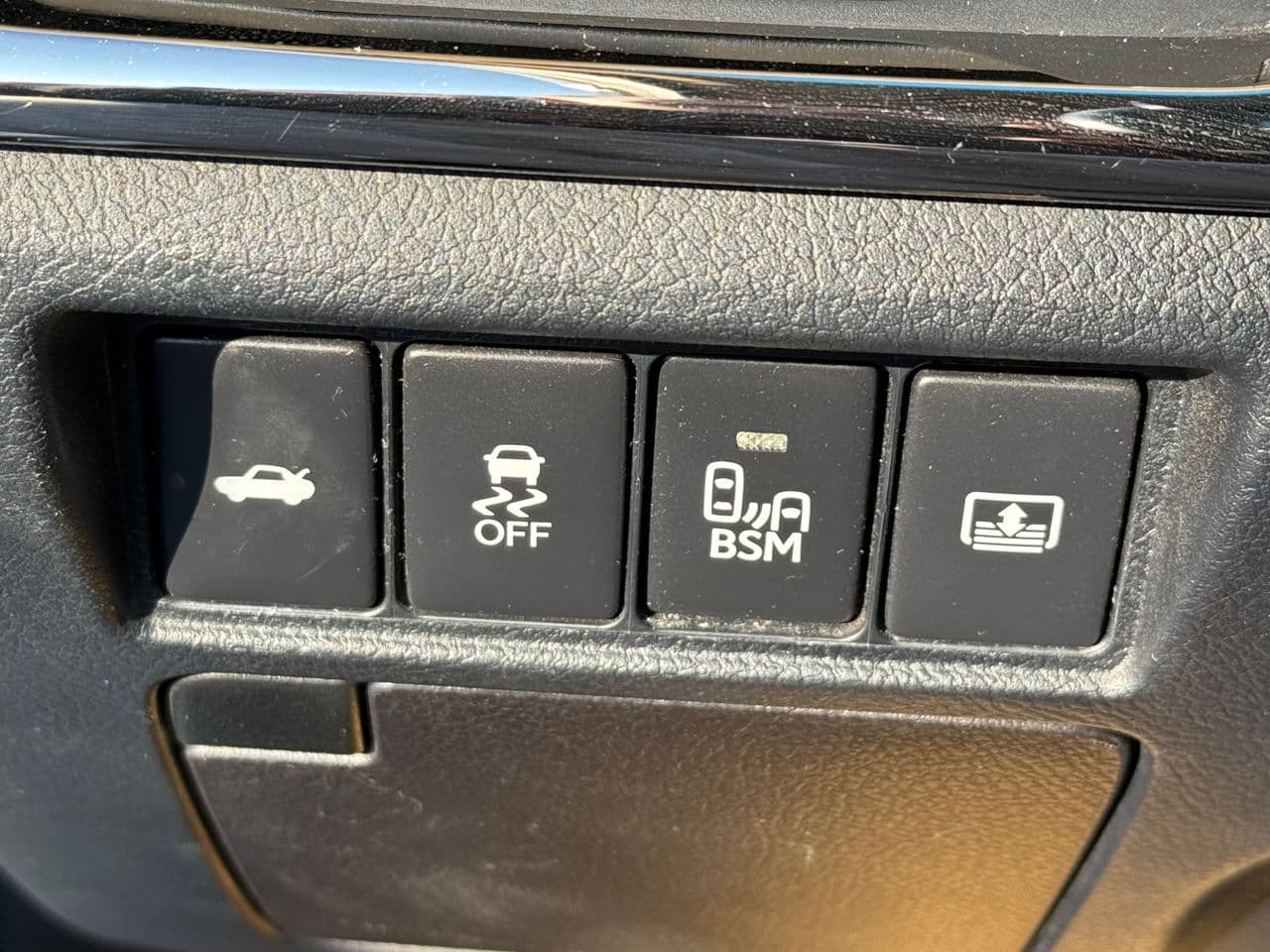 2015 Toyota Avalon — Miniatură 15