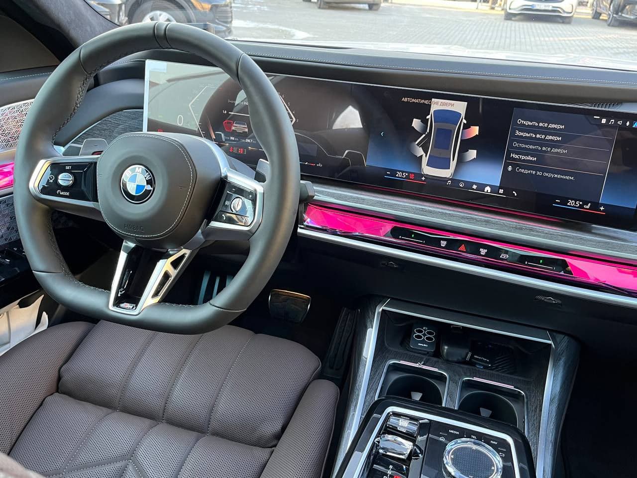 2024 BMW 740 — Miniatură 6